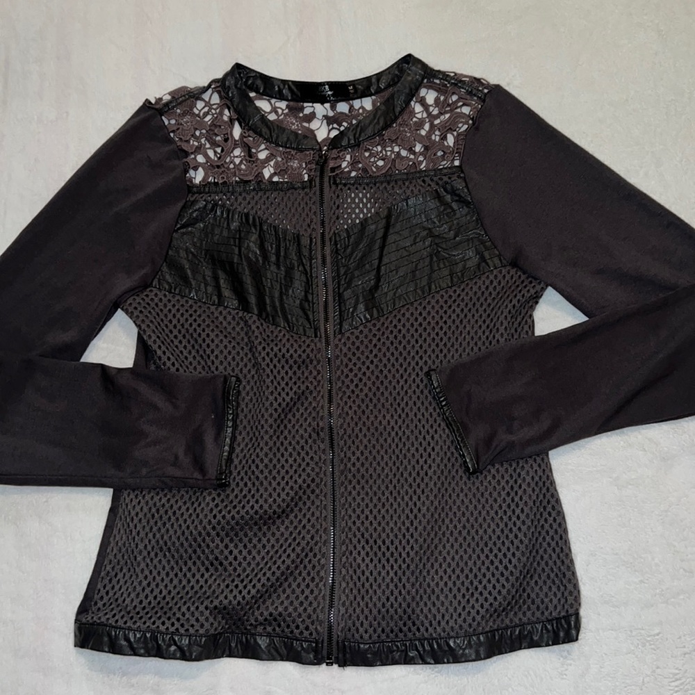BKE Boutique Jacket size Medium - Gray -